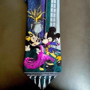 Disney Mickey & Minnie Tie